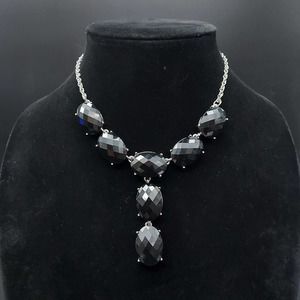 2028 Brand Black Faceted Statement Necklace Fashion Jewelry Costume Jewelry